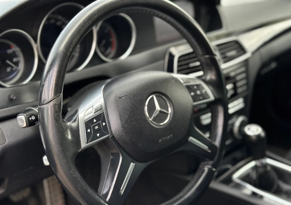 Mercedes-Benz Klasa C cena 39700 przebieg: 240000, rok produkcji 2013 z Chocz małe 497